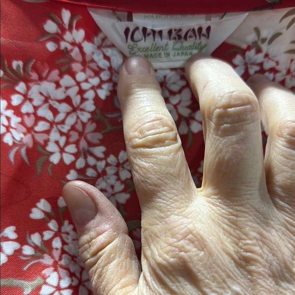 Red Floral Kimono Robe - Picture 3 of 7